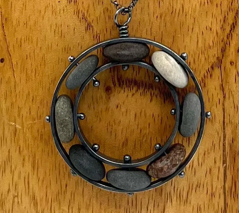 Bearing Rock Necklace