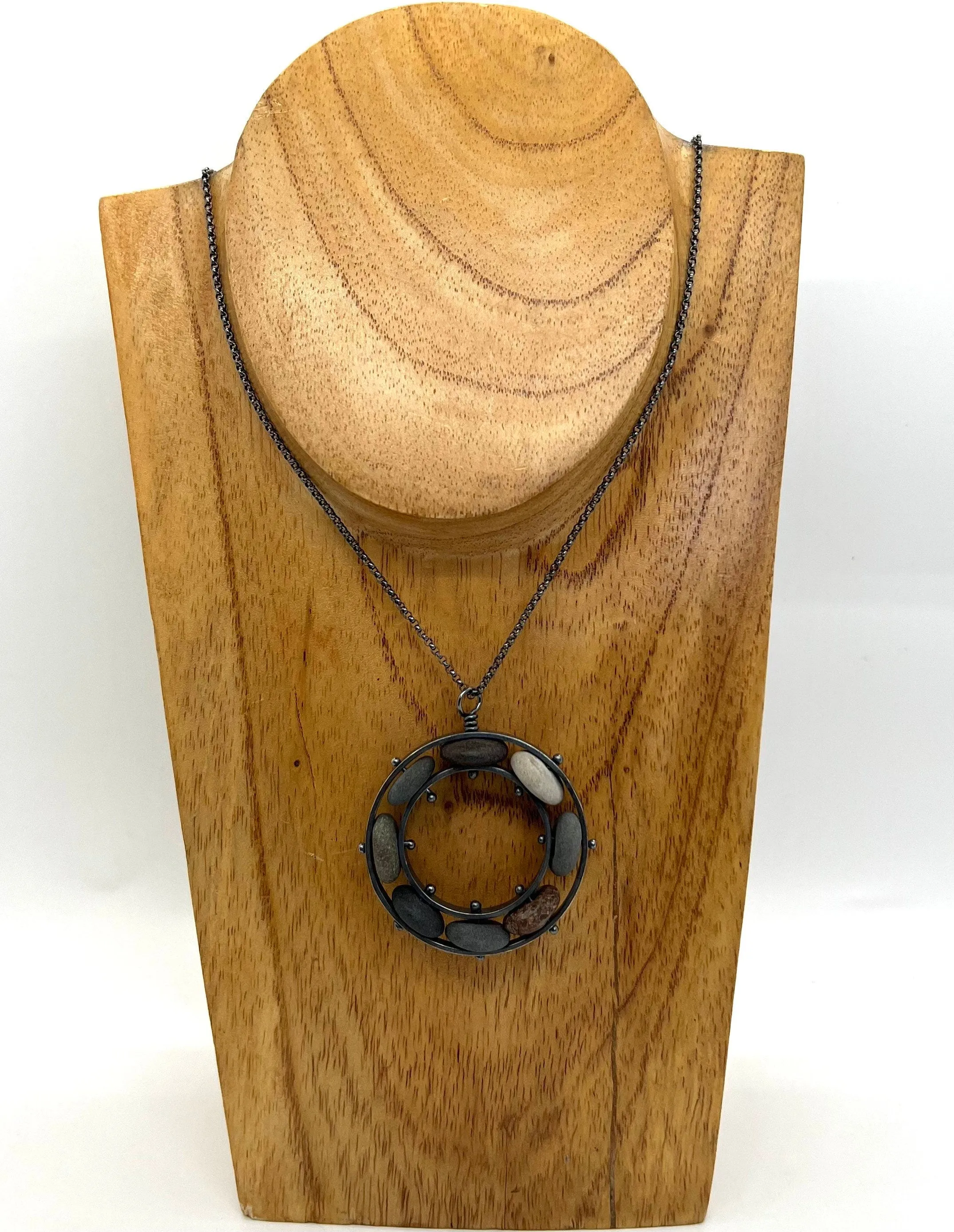 Bearing Rock Necklace