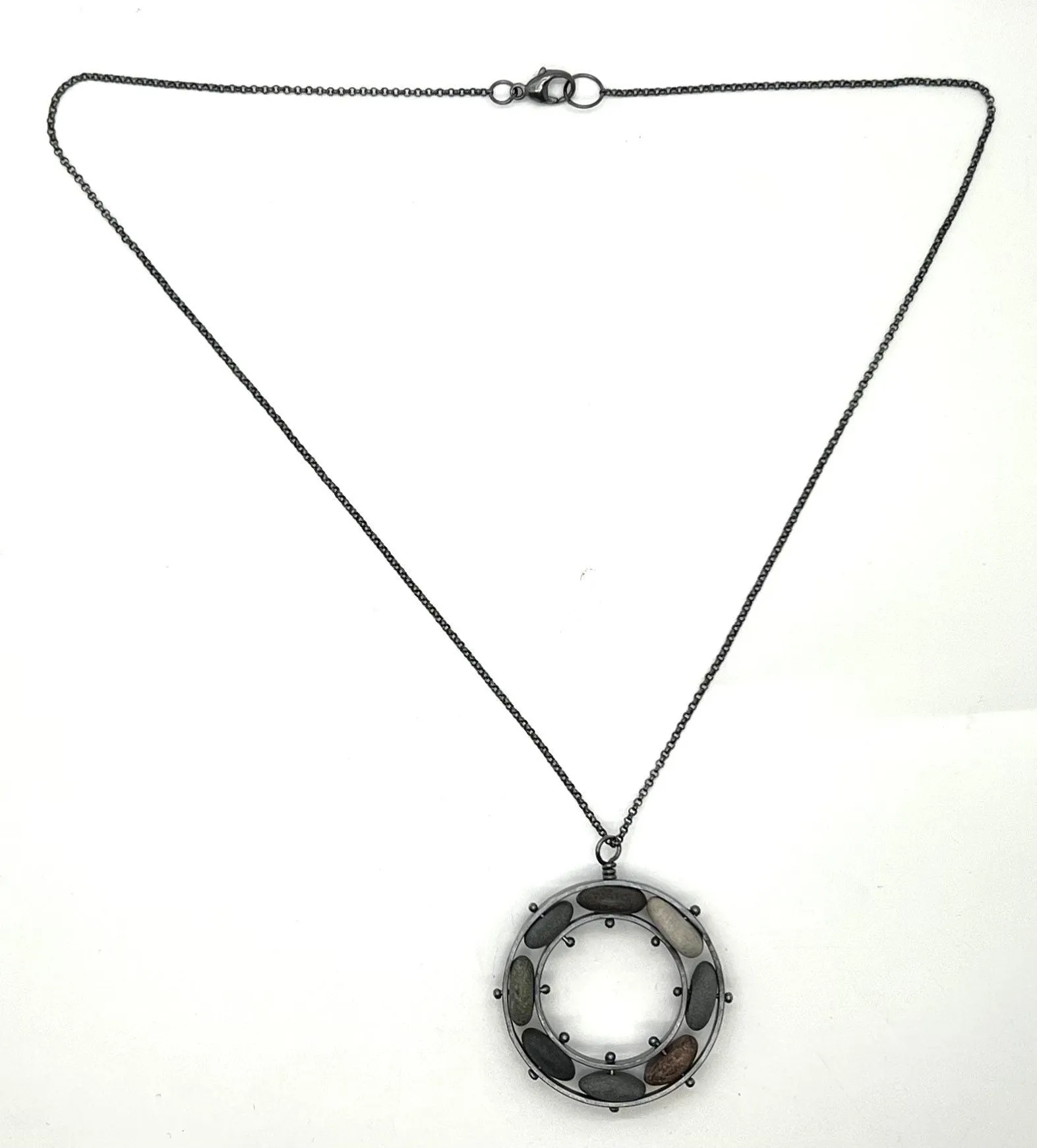 Bearing Rock Necklace