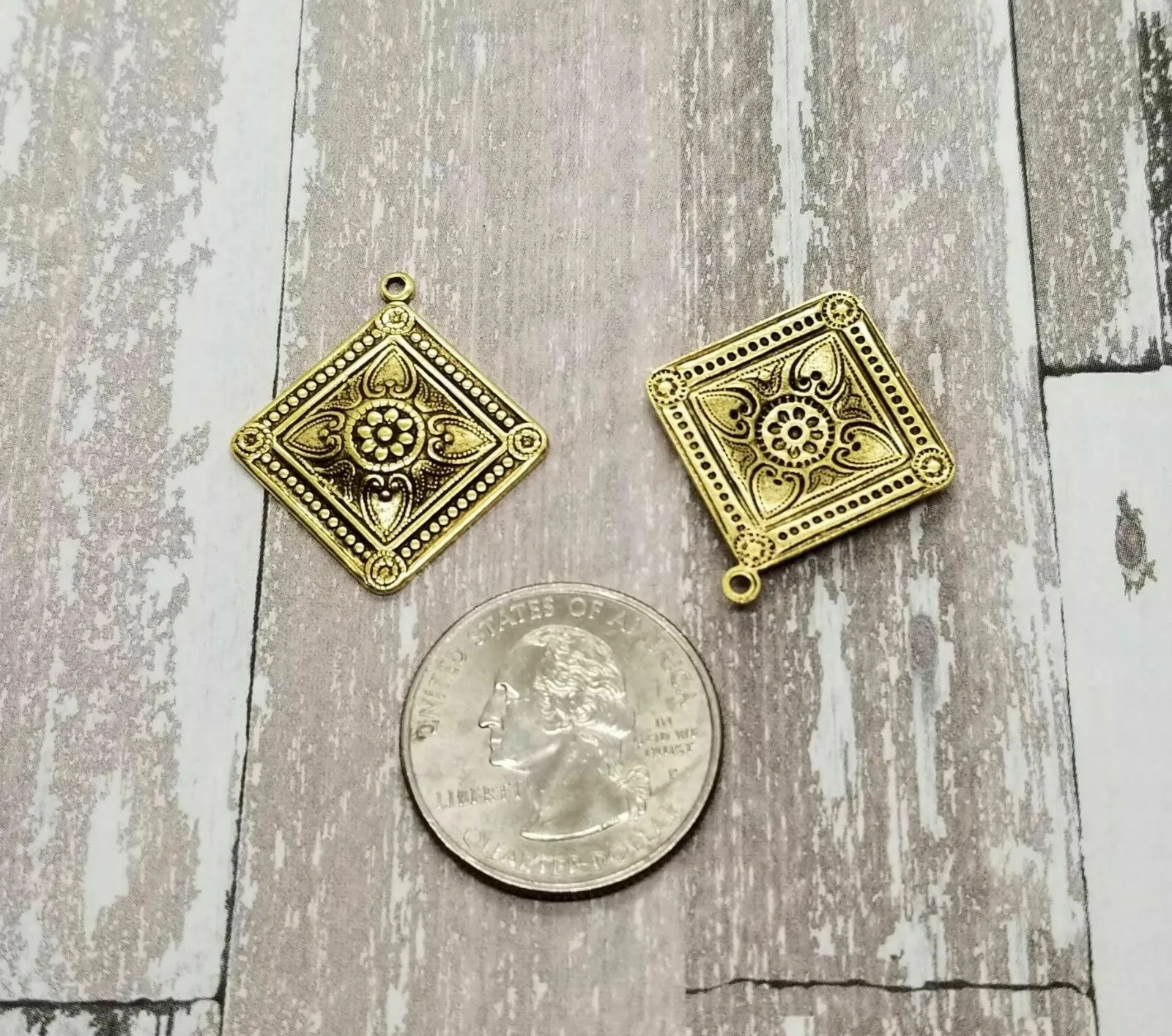 Brass Ornate Charms x 2 - 7525-AFFA.