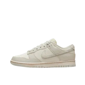 Dunk Low Light Bone