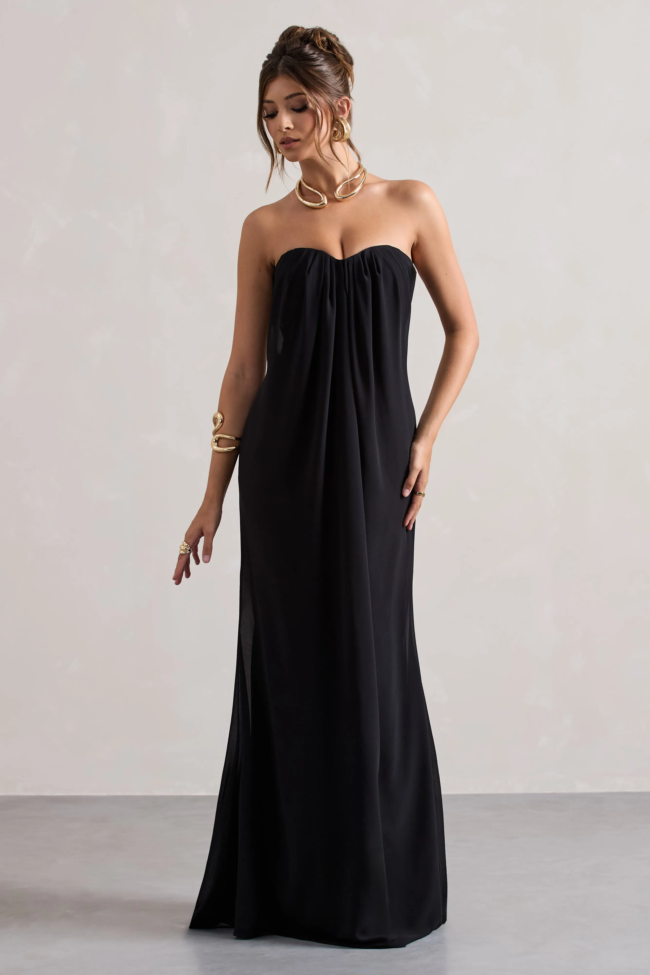 Kaz | Robe longue en mousseline noire décolleté en coeur