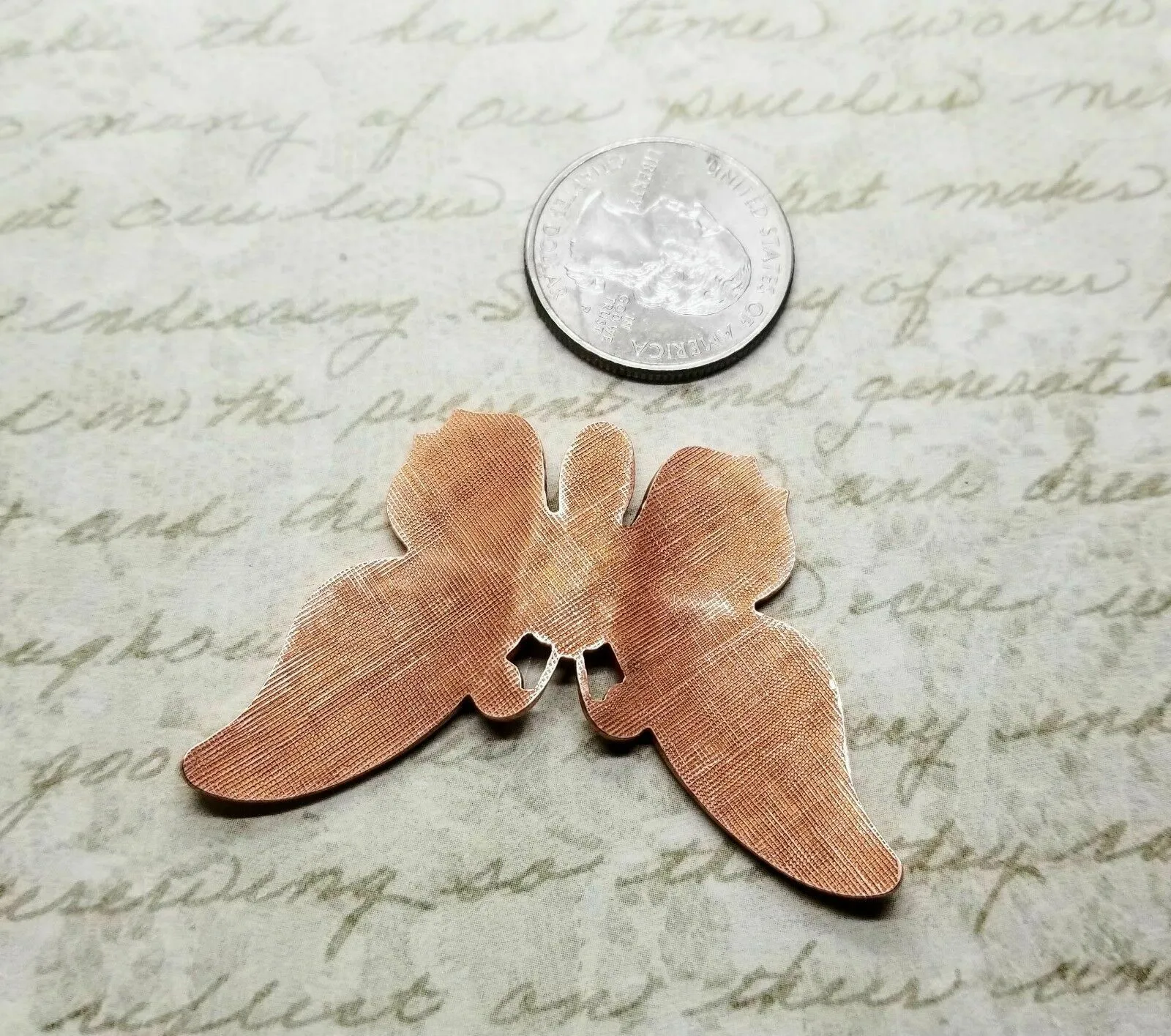 Large Brass Butterfly Finding x 1 - 6966S.