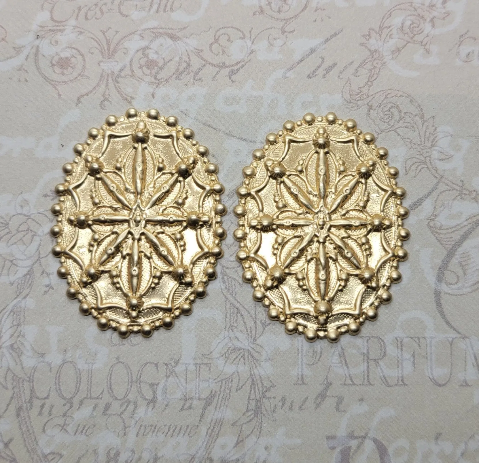 Large Ornate Brass Oval Embellishment Findings x 2 - 6954NPRAT