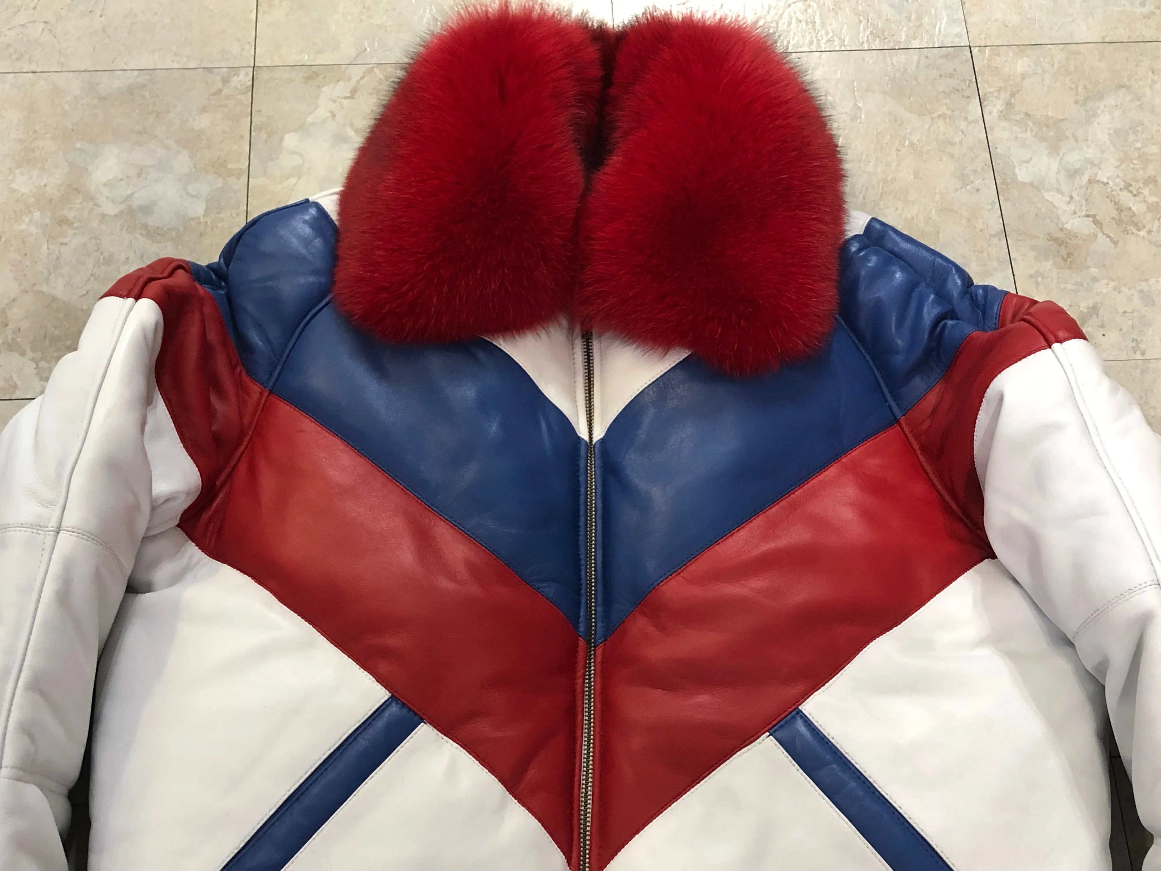 Men's V-Bomber With Premium Fox Fur Collar [White/Red/Blue]