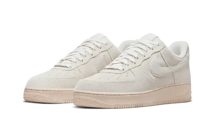 Nike Air Force 1 Low Winter Premium Summit White