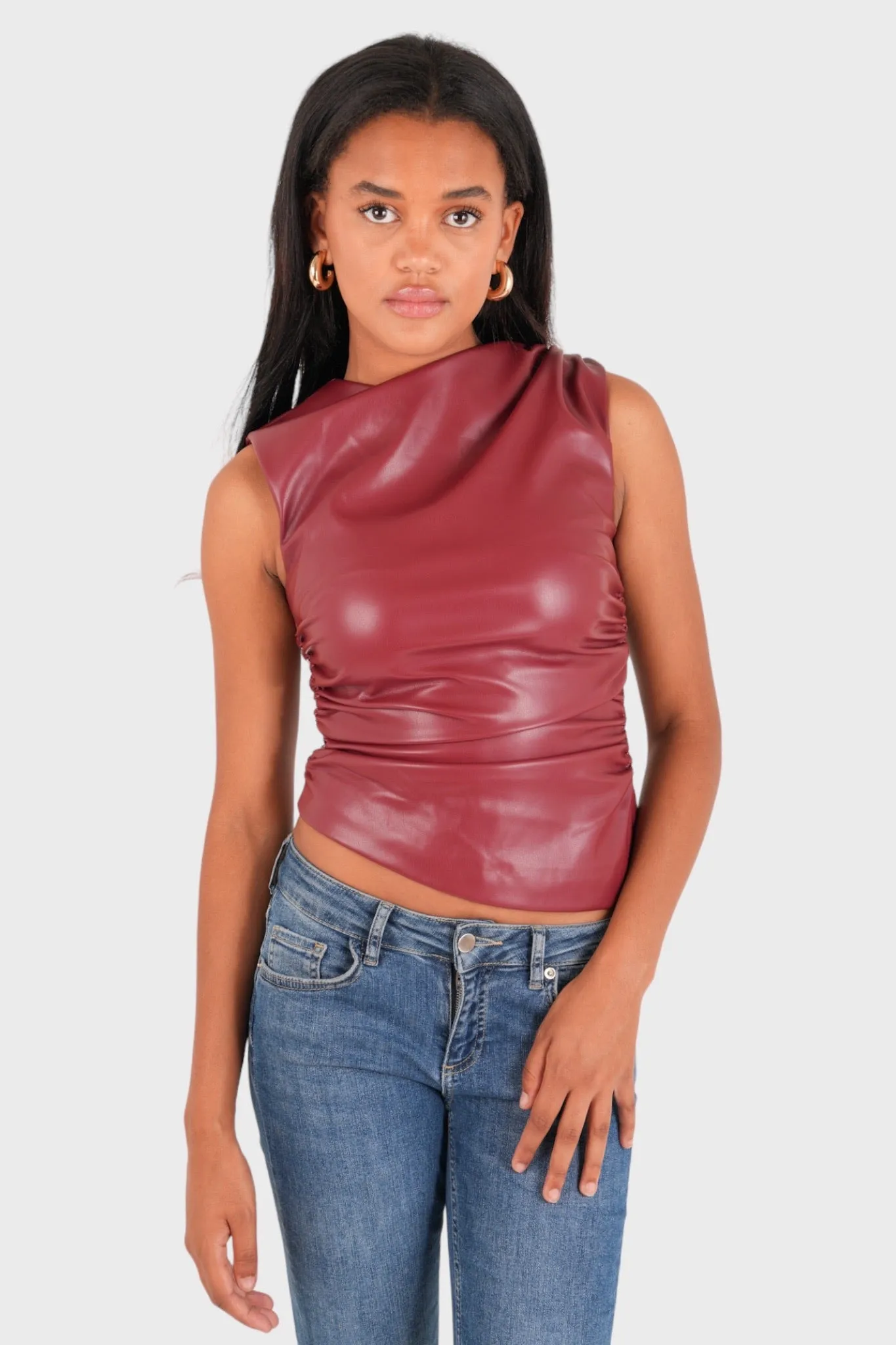 "Classy" leather top red