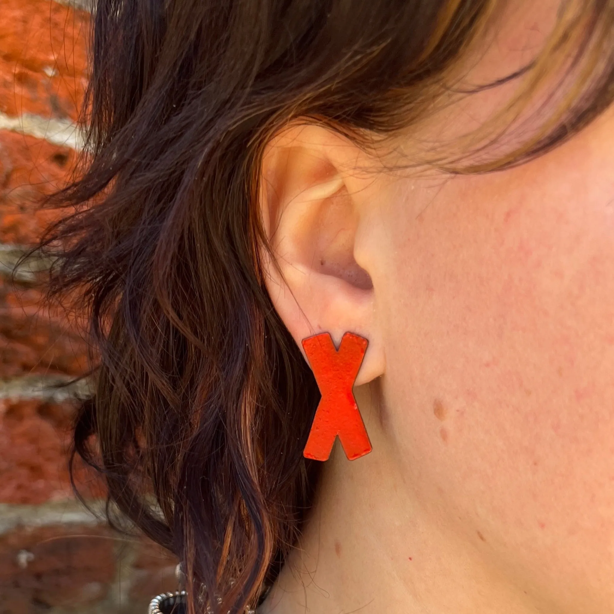 Small X Marks Studs, Red