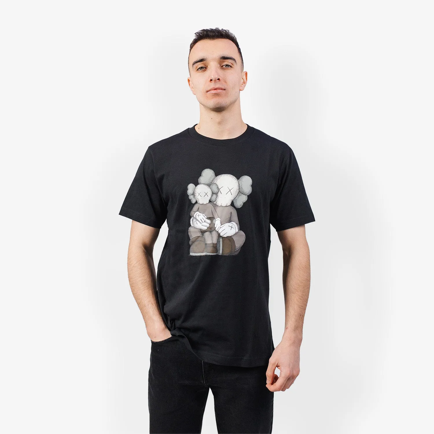 Tricou KAWS x Uniqlo Negru