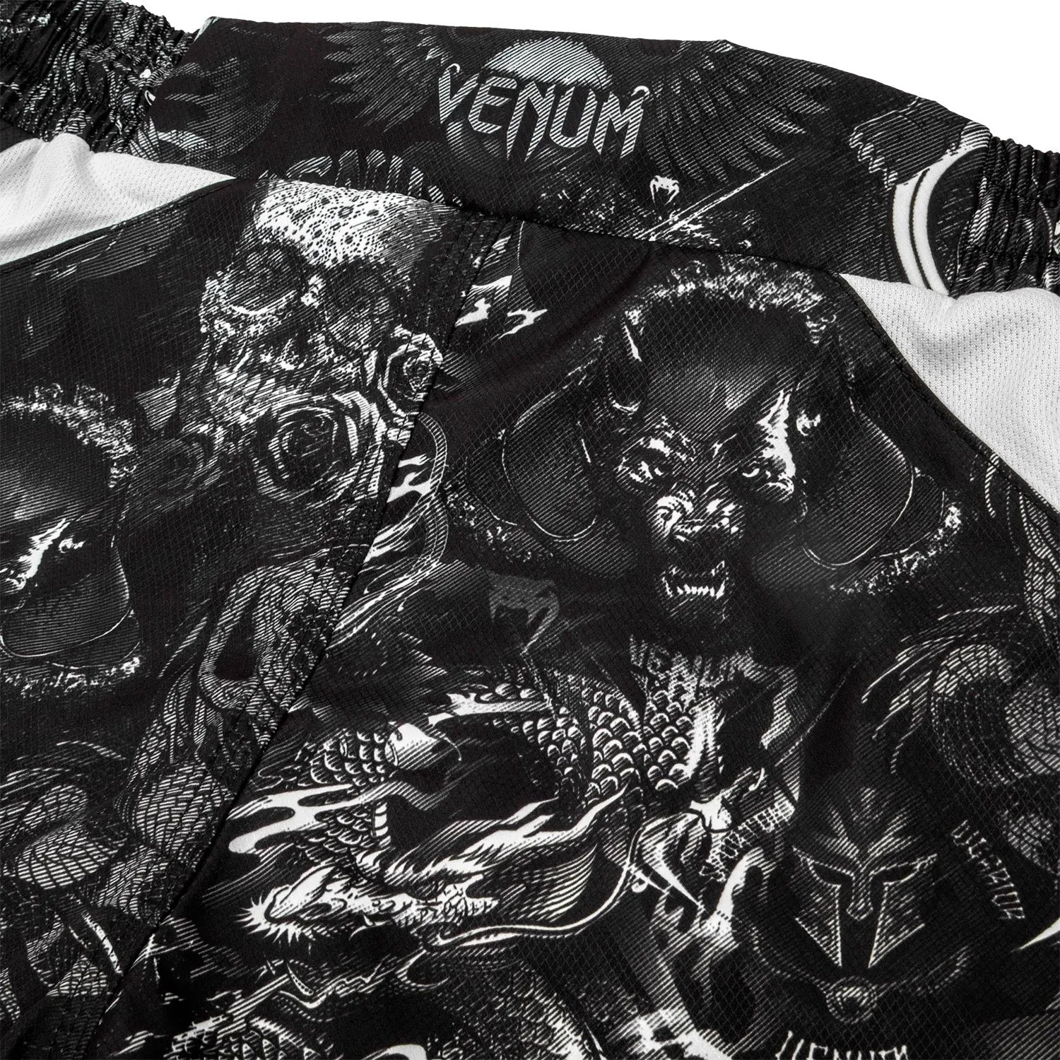 Venum Art Fightshorts - Black/White