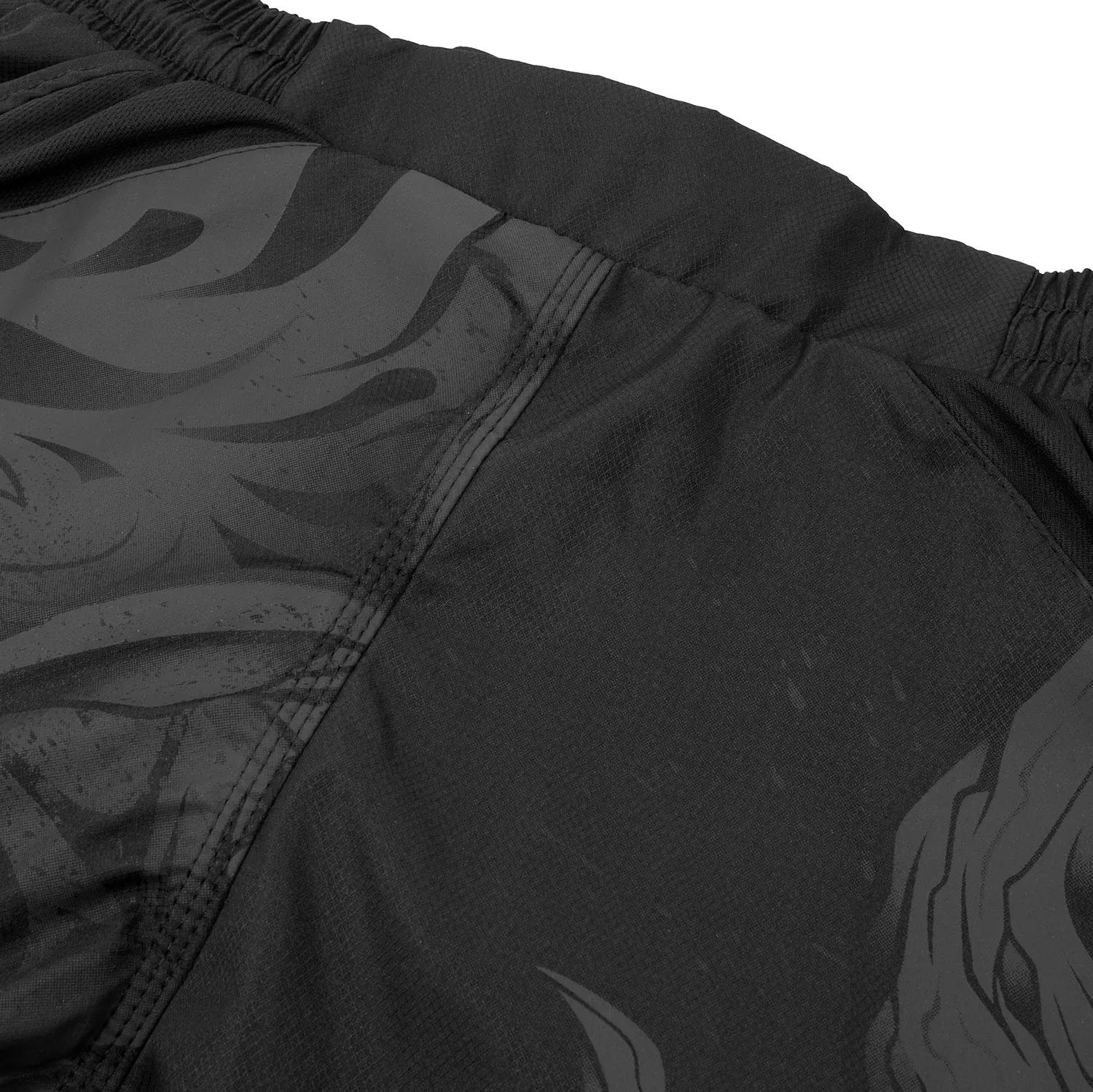 Venum Devil Fightshorts - Black/Black