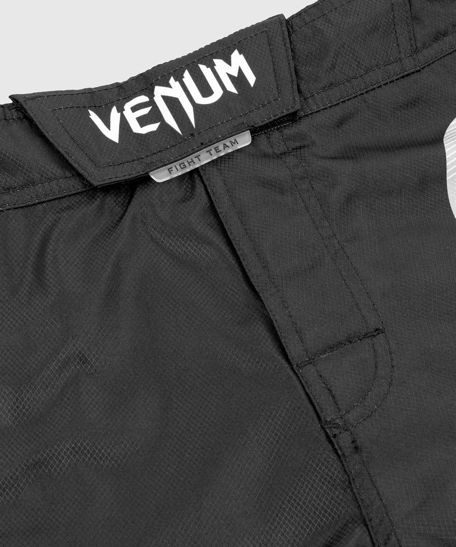 Venum Light 3.0 Fightshorts - Black/White Camo